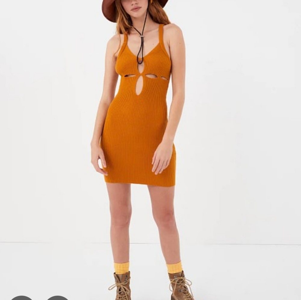 For Love And Lemons Mustard colored Knit Dress w/peek a boo details size L NWTS